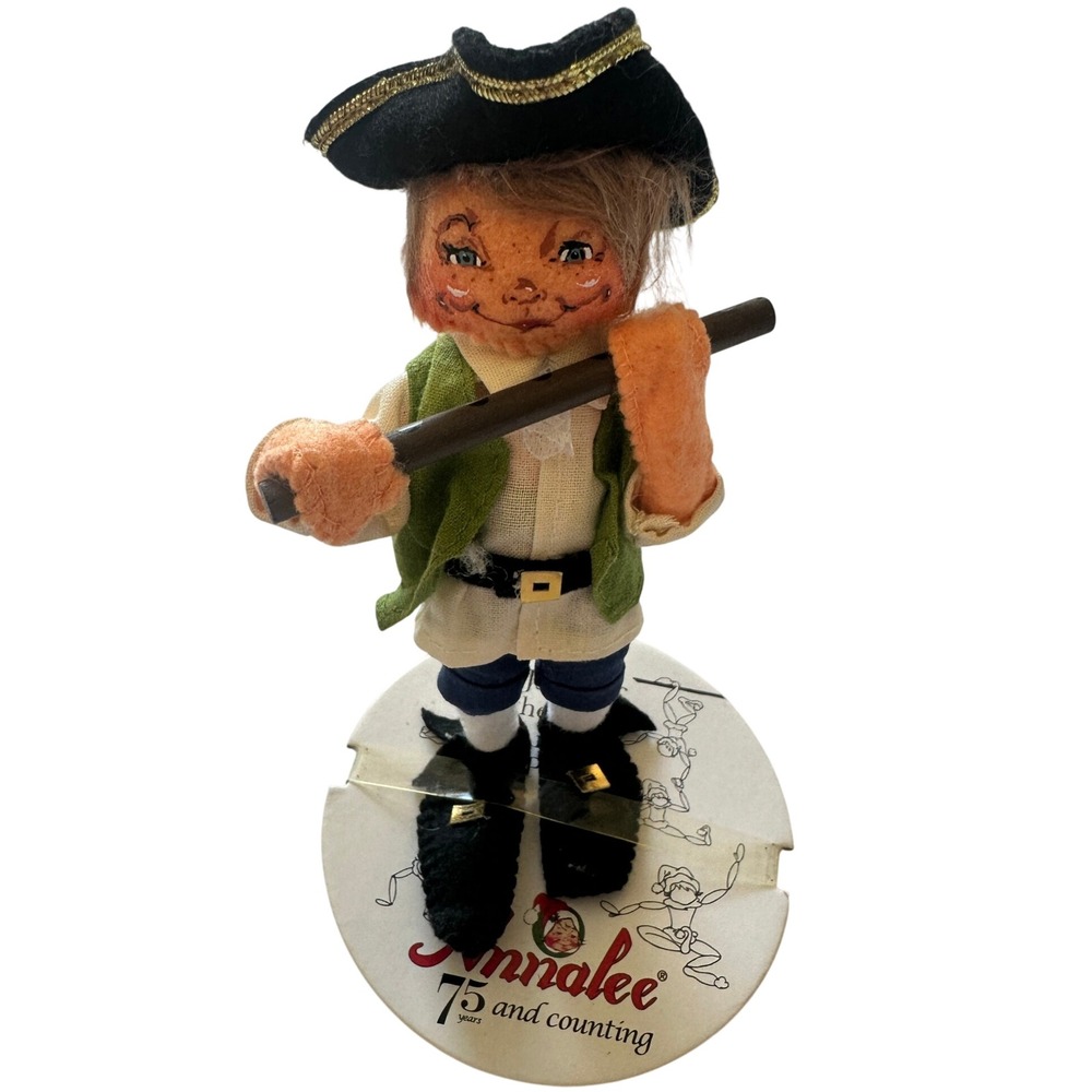 Annalee 75th Anniversary Colonial Fife Player Doll Patriotic Felt Figure Base